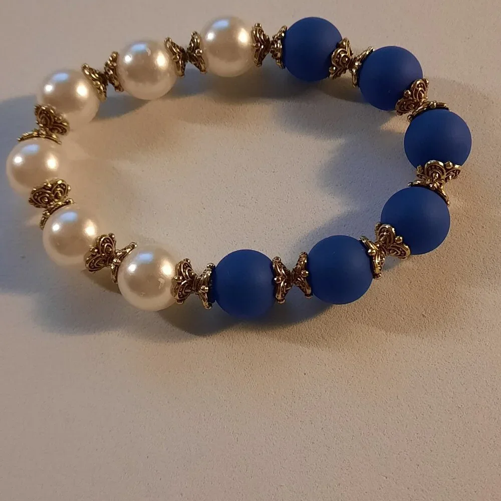 Brand New Handmade Elastic Beads Bracelet - Picture 1 of 1